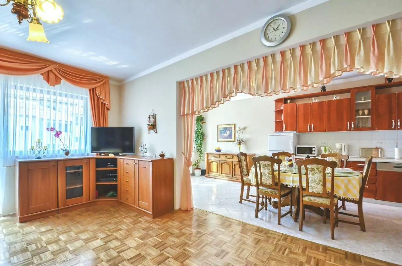Apartment Pecirep Pula